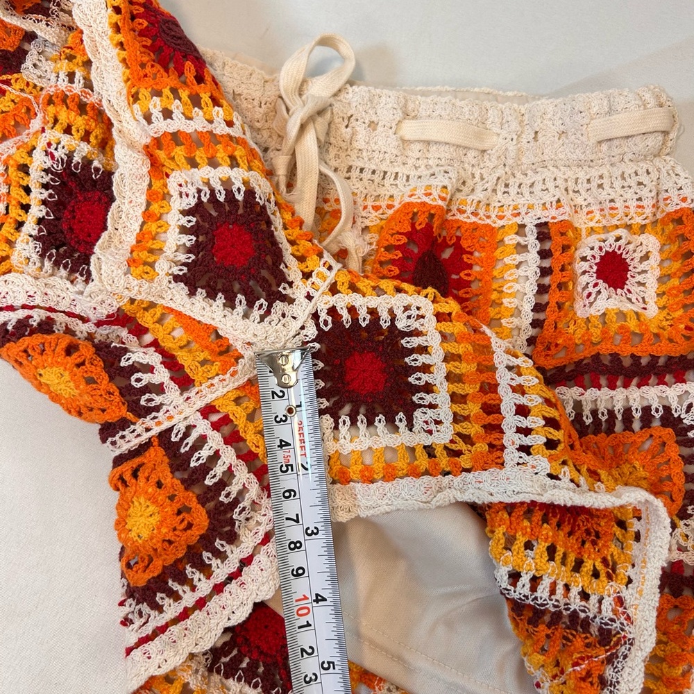 33 Coastal Granny Square Shorts Red Orange Crochet Women’s Medium - Picture 9 of 11